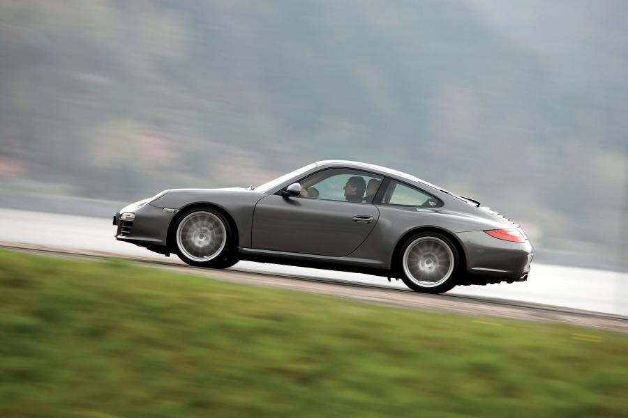  Porsche 911 Carrera 4 2009 года  (фото 25 из 26)